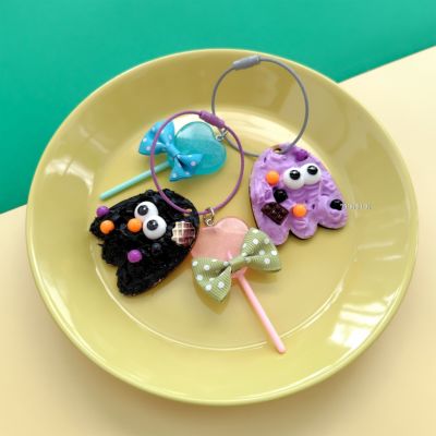 お菓子なモンスターキーホルダー